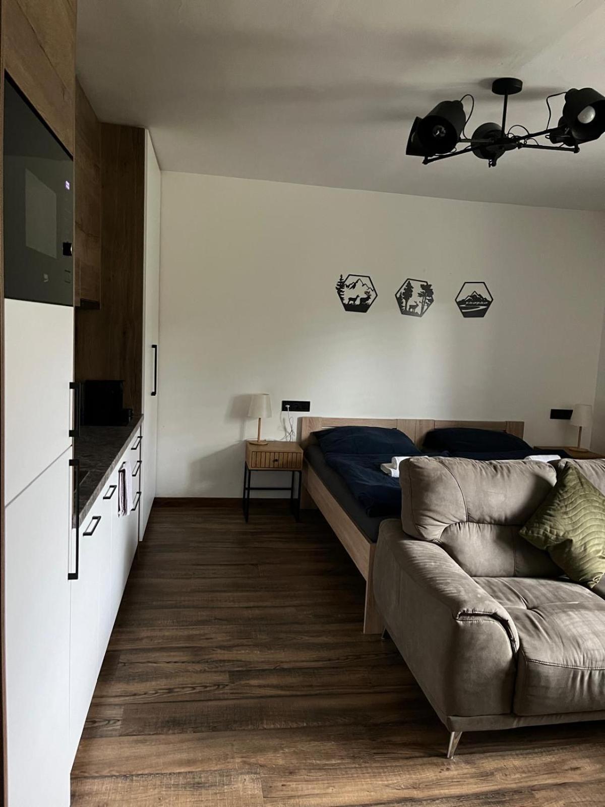 Iq Apartments Prešov Exteriör bild